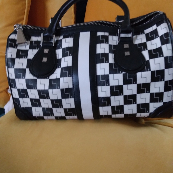 Lamp - Picture 3 of 4